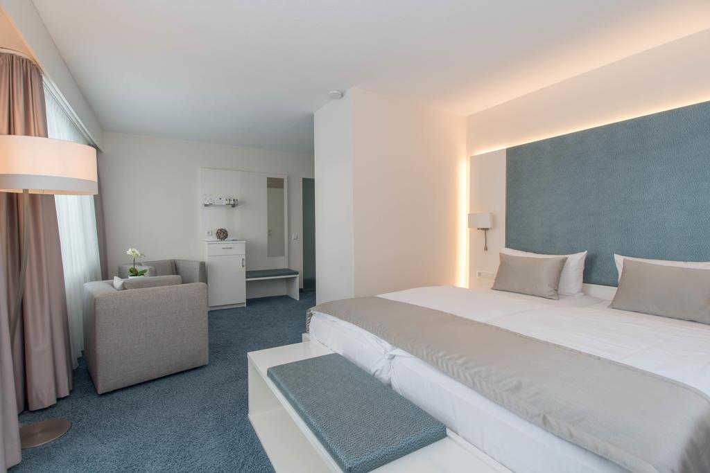 Hotel Hoeri Am Bodensee Gaienhofen  Extérieur photo